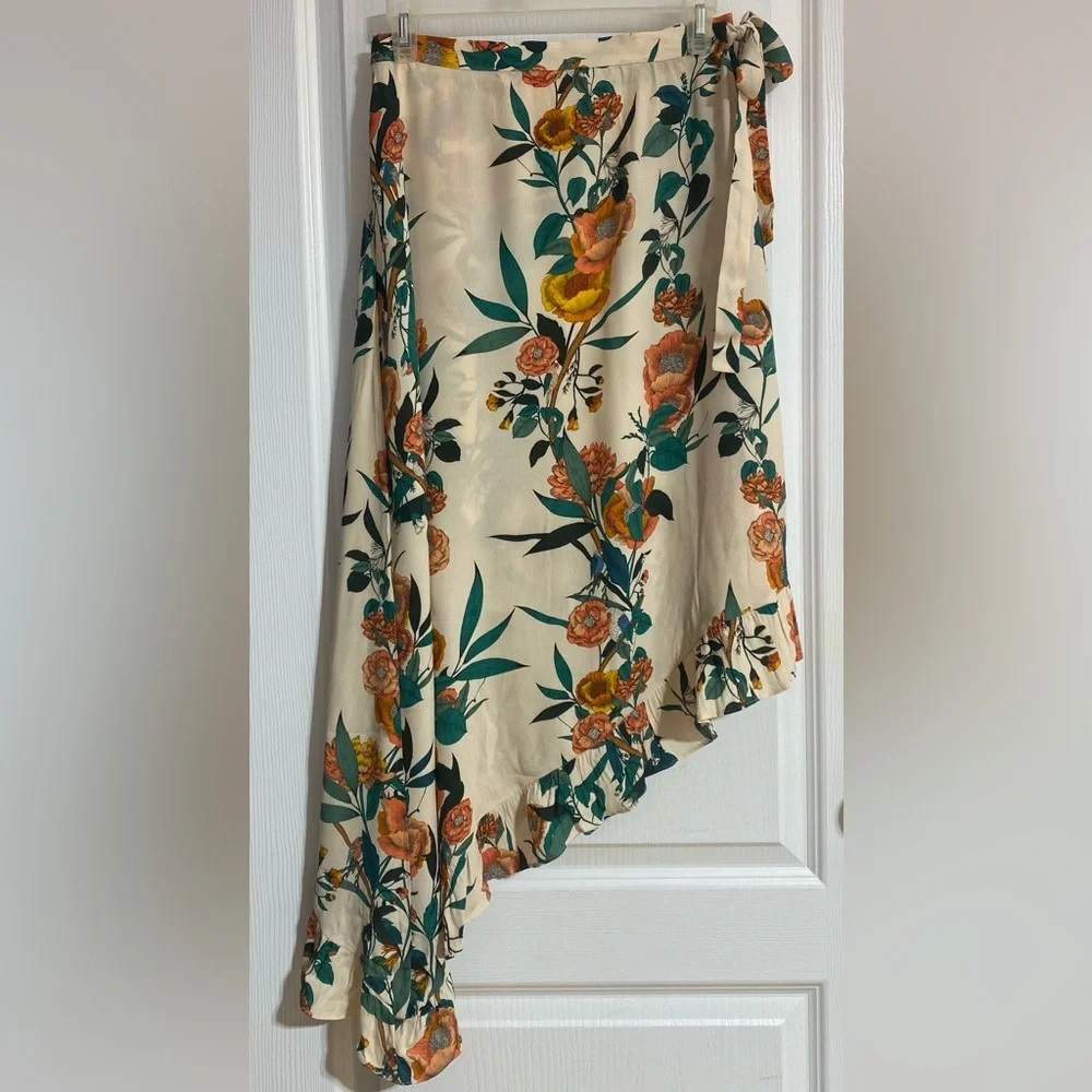 Guess Asymmetrical Tropical Floral Leafy Wrap Tie Skirt Size Small - Picture 1 of 9